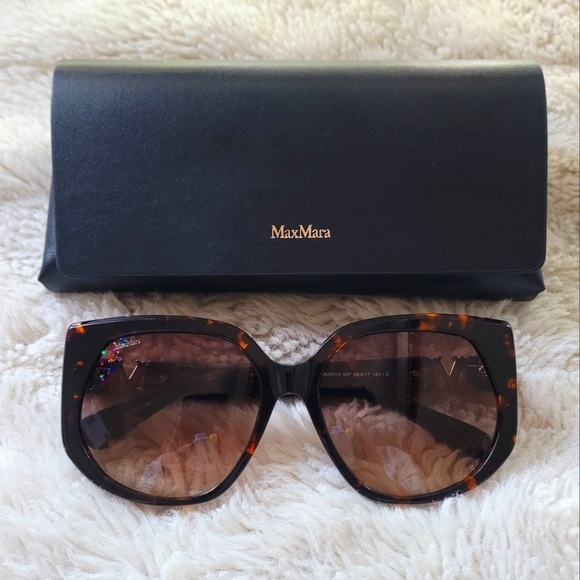 🍒NIB🍒 MAXMARA 58mm CLASSIC BEAUTY SUNGLASSES - Picture 1 of 5
